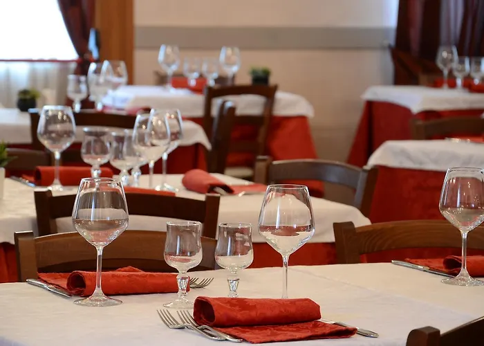 La Fenice Hotel *