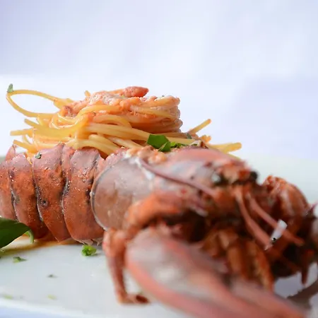 La Fenice Hotel *