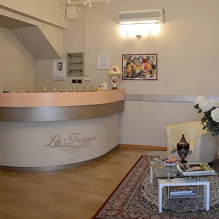 La Fenice Hotel *
