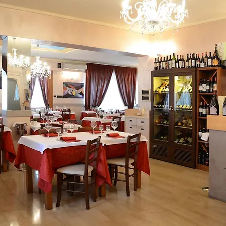La Fenice Hotel