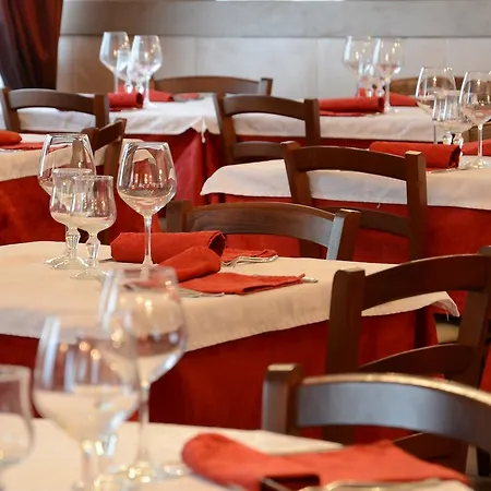 La Fenice Hotel