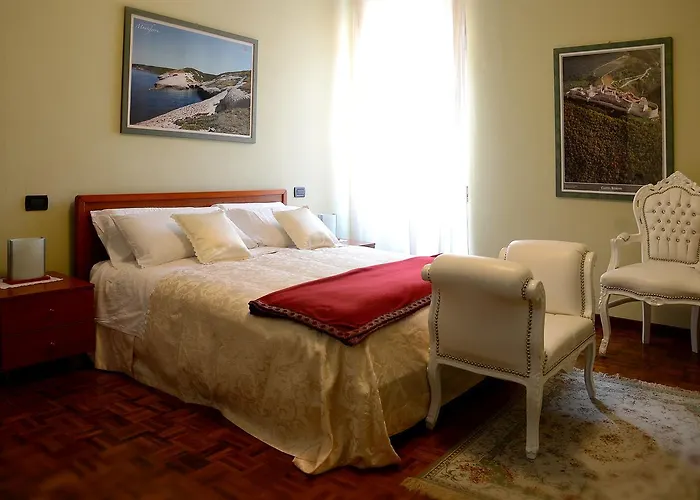 La Fenice Hotel *
